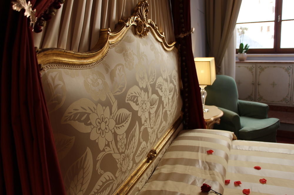 Bed and Breakfast Residenza D'Epoca Palazzo Borghesi Сієна Екстер'єр фото